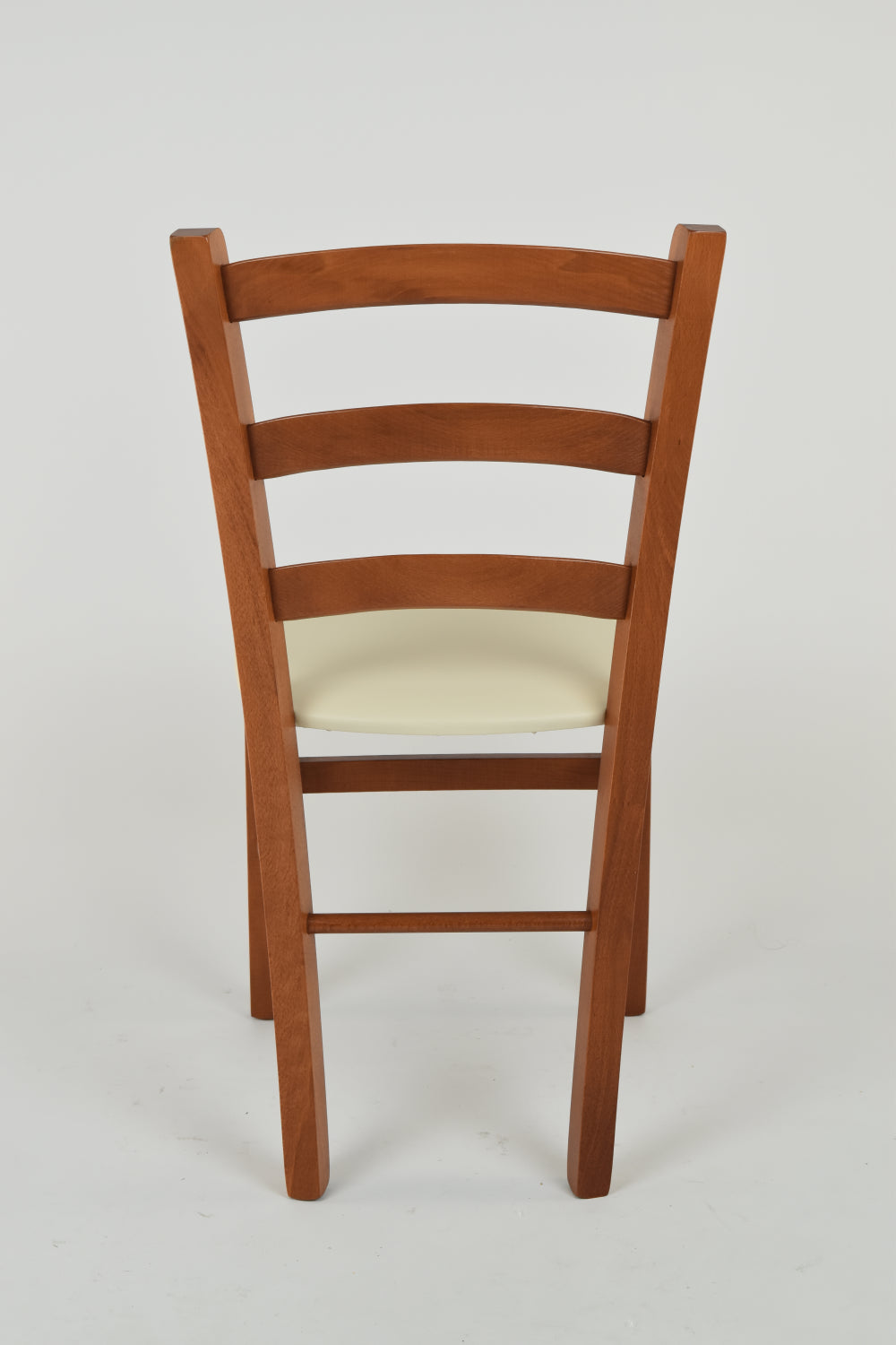 Sedia modello Venice con robusta struttura in Legno di faggio verniciato e seduta in ecopelle o tessuto