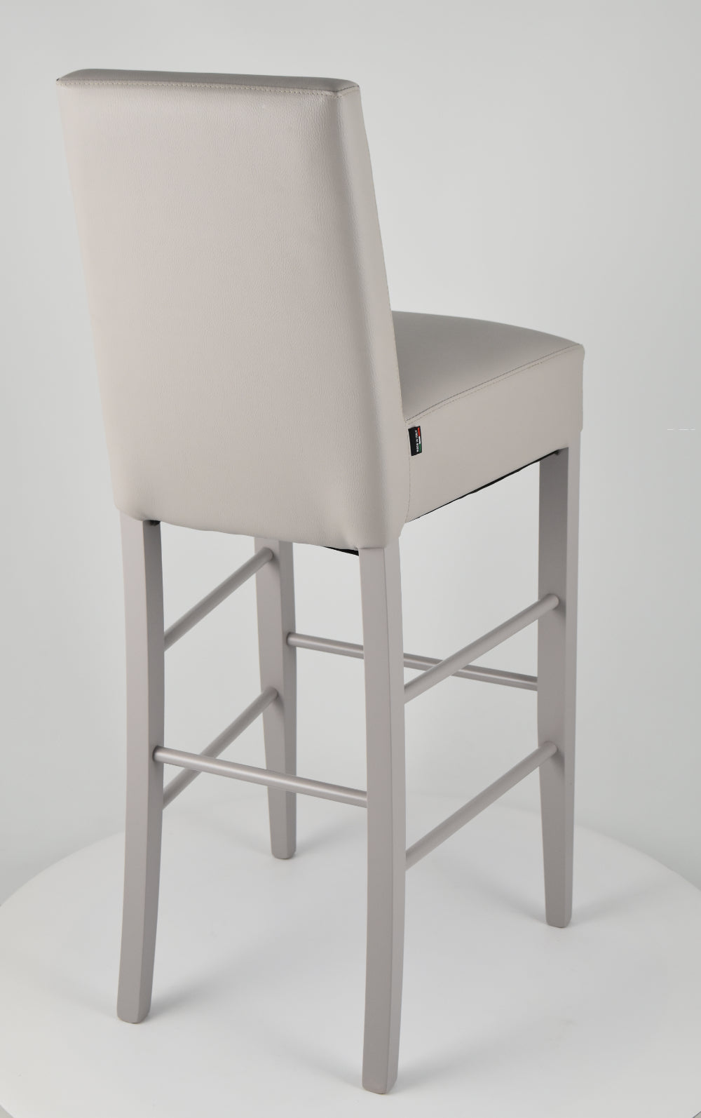 Set of high stools Luisa with structure in beech wood, seat and back upholstered and covered in artificial leather