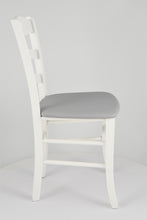 Carica l&#39;immagine nel visualizzatore di Gallery, Laccato Bianco-Finta Pelle Grigio chiaro/Set 4 sedie
