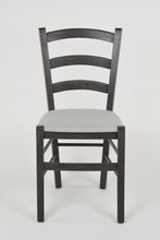 Załaduj obraz do przeglądarki galerii, Krzesło model Venice, solidna struktura z malowanego drewna bukowego, siedzisko ze sztucznej skóry lub tkaniny
