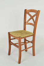 Charger l&#39;image dans la galerie, Chaise Cross avec robuste structure en bois de hêtre et assise en paille
